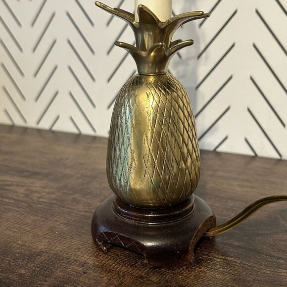 Vintage Brass Pineapple Lamp Wood Base Tropical Decor 10” Table Light - No Shade - Picture 4 of 14